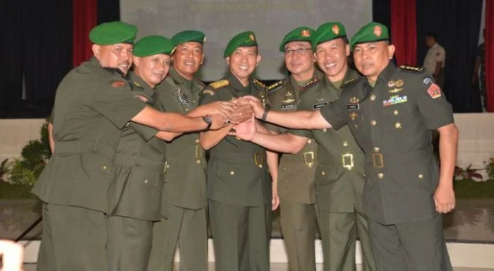 Apakah Pusdikku Kodiklat TNI AD memberikan sertifikasi keuangan?